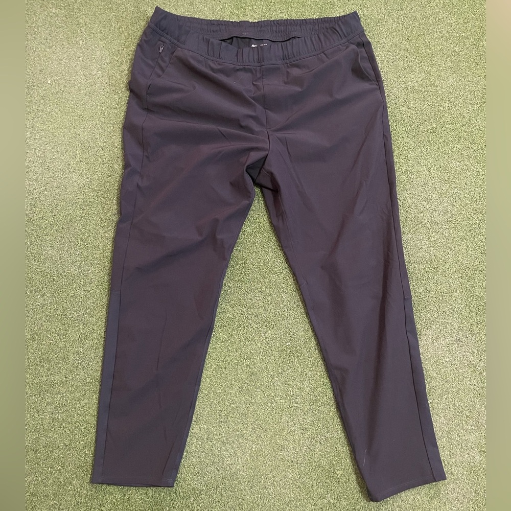 Abercrombie & Fitch lightweight traveller joggers